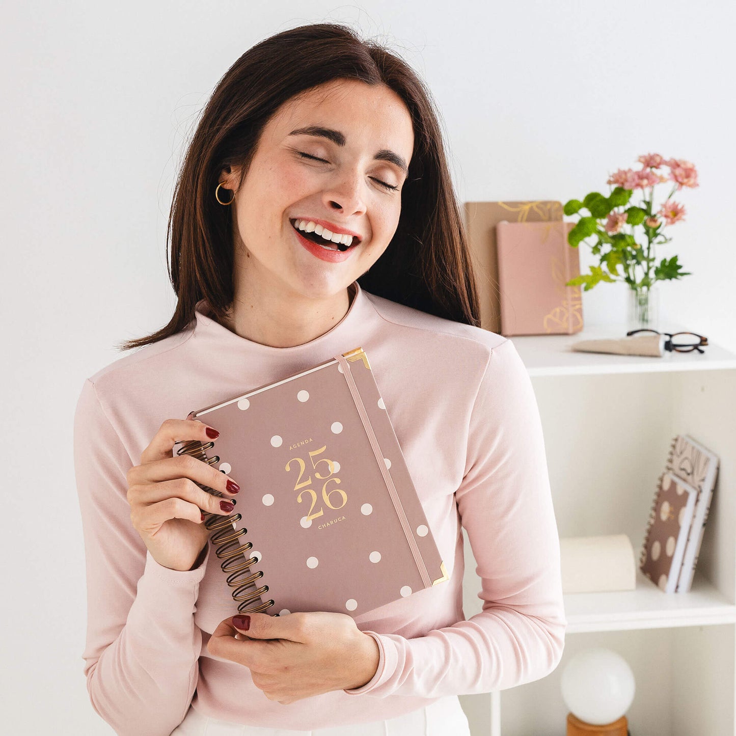 Agenda diaria 25-26. Mocca. Mediana.