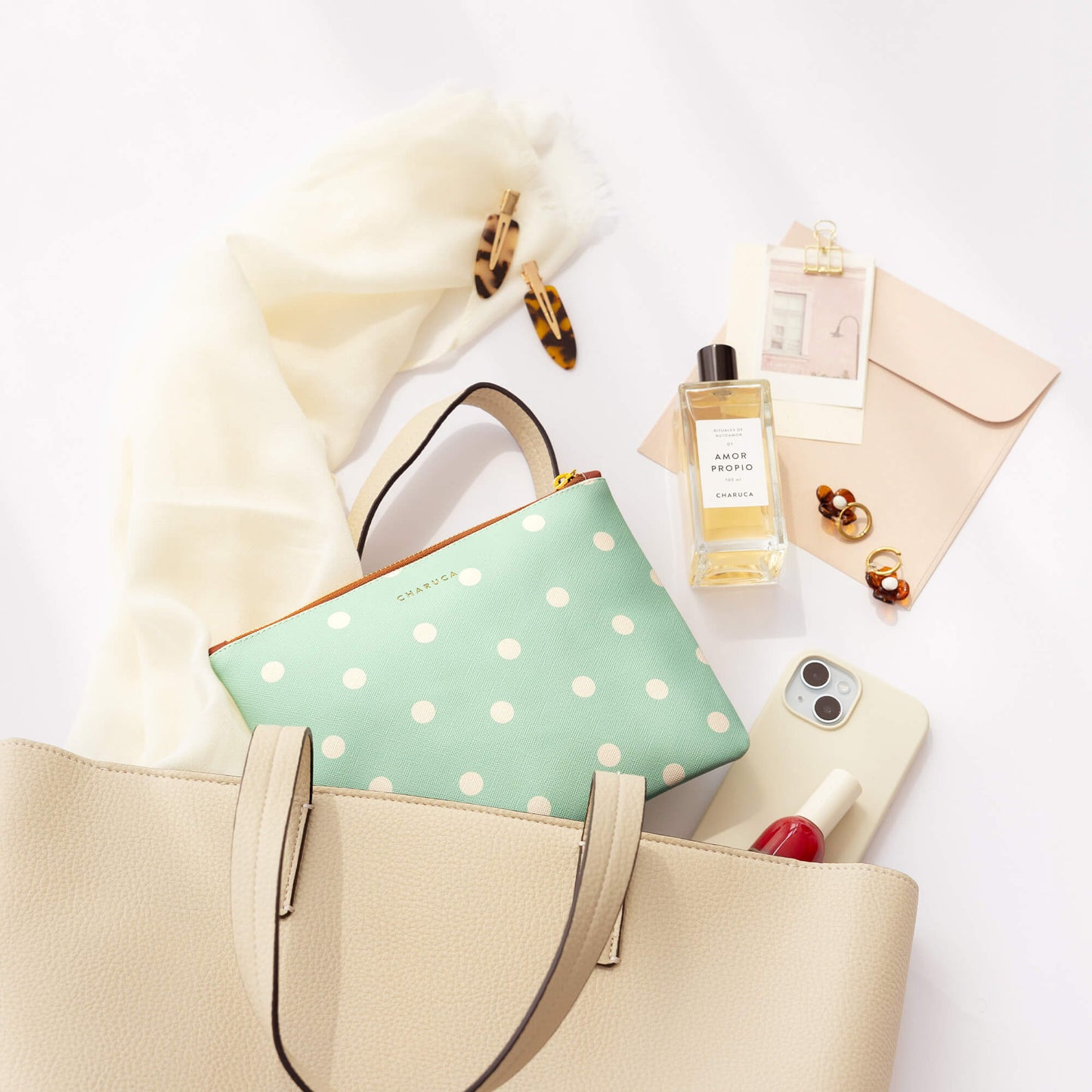 Estuche grande Charuca. Mint.
