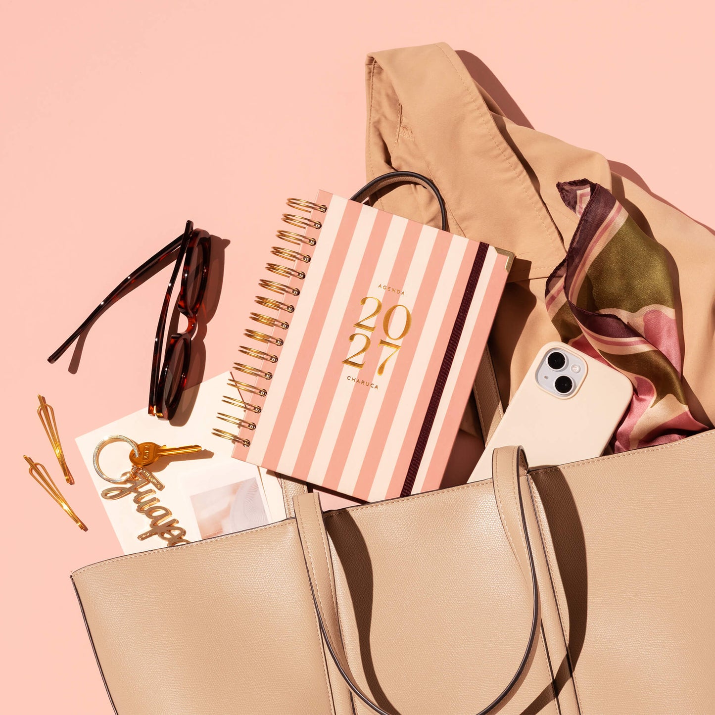 Agenda diaria 2027. Panamera Pink. Mediana