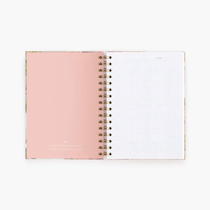 Cuaderno mediano. Edén Pink.