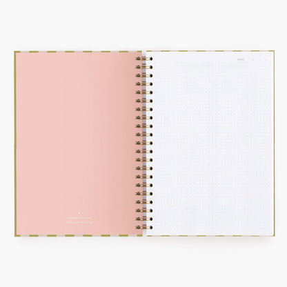 Cuaderno grande. Panamera Pistacho.