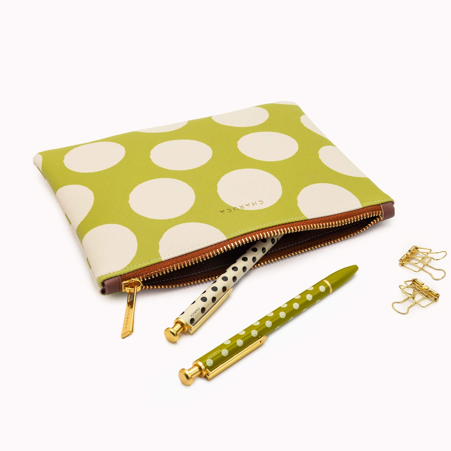 Estuche grande Charuca. Pistacho dream.