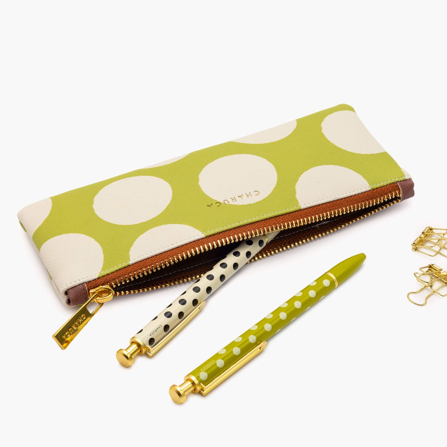 Estuche Charuca. Pistacho dream.